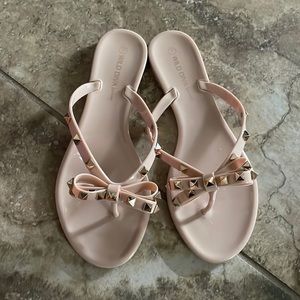 Size 7 boutique sandals - tan/gold studded